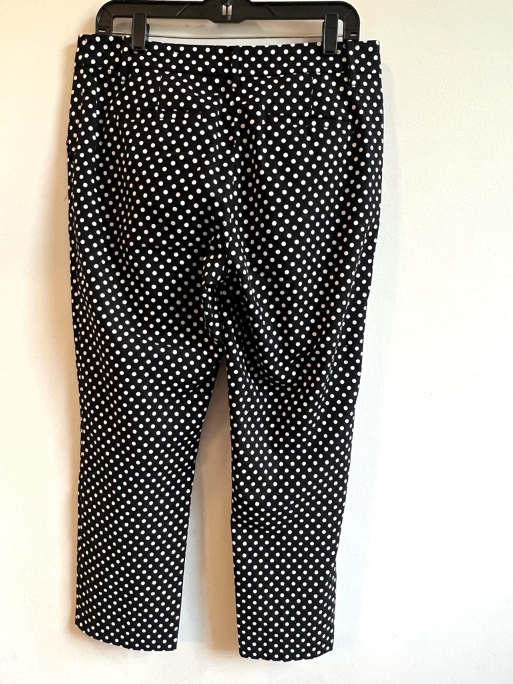 LOFT Black and White Polka Dot Cropped Pants - Picture 5 of 8